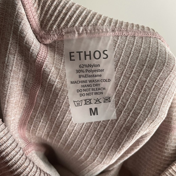 Ribbed Leggings- Mauve - Picture 8 of 9